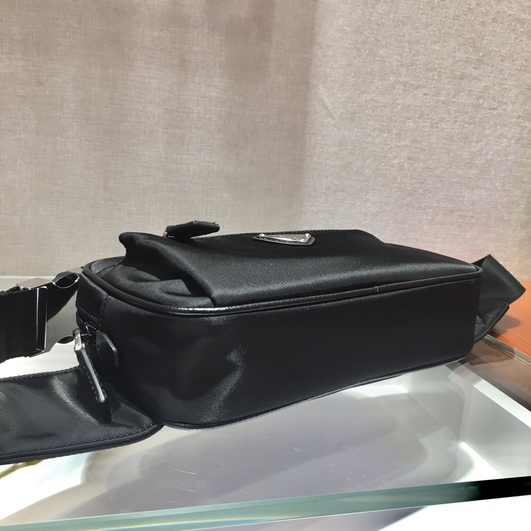 Pra*a 2vl977 waist bag -21*12.5*4.5cm