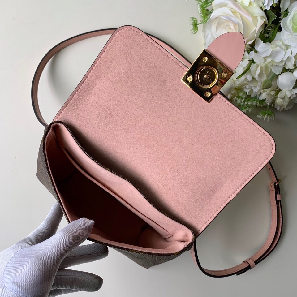 l0*is V*t0n locky bb bag -21* 17.0*8cm