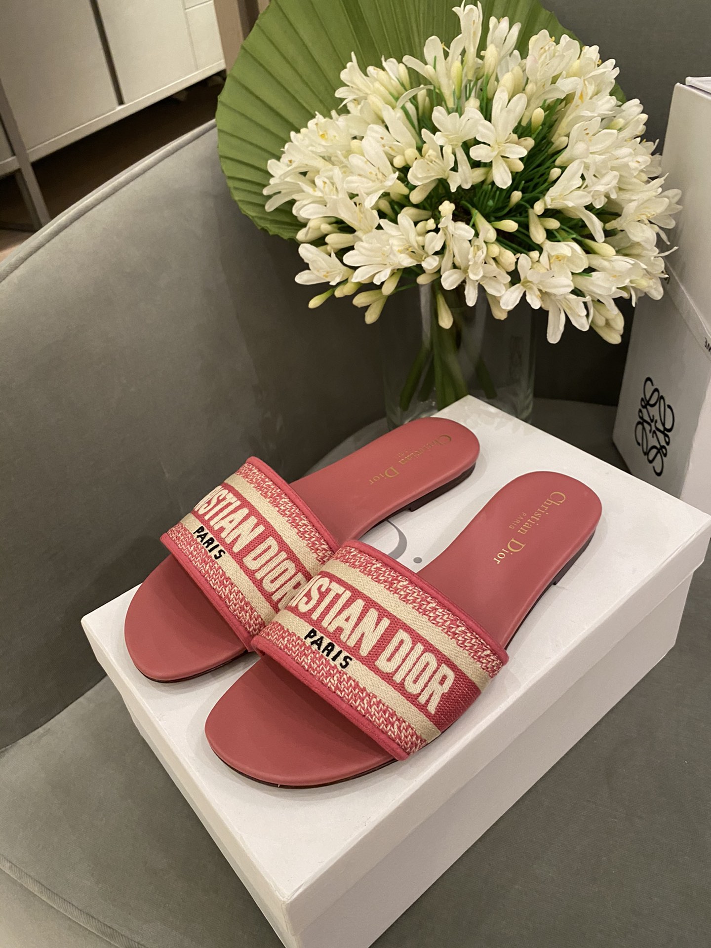 D*or slippers