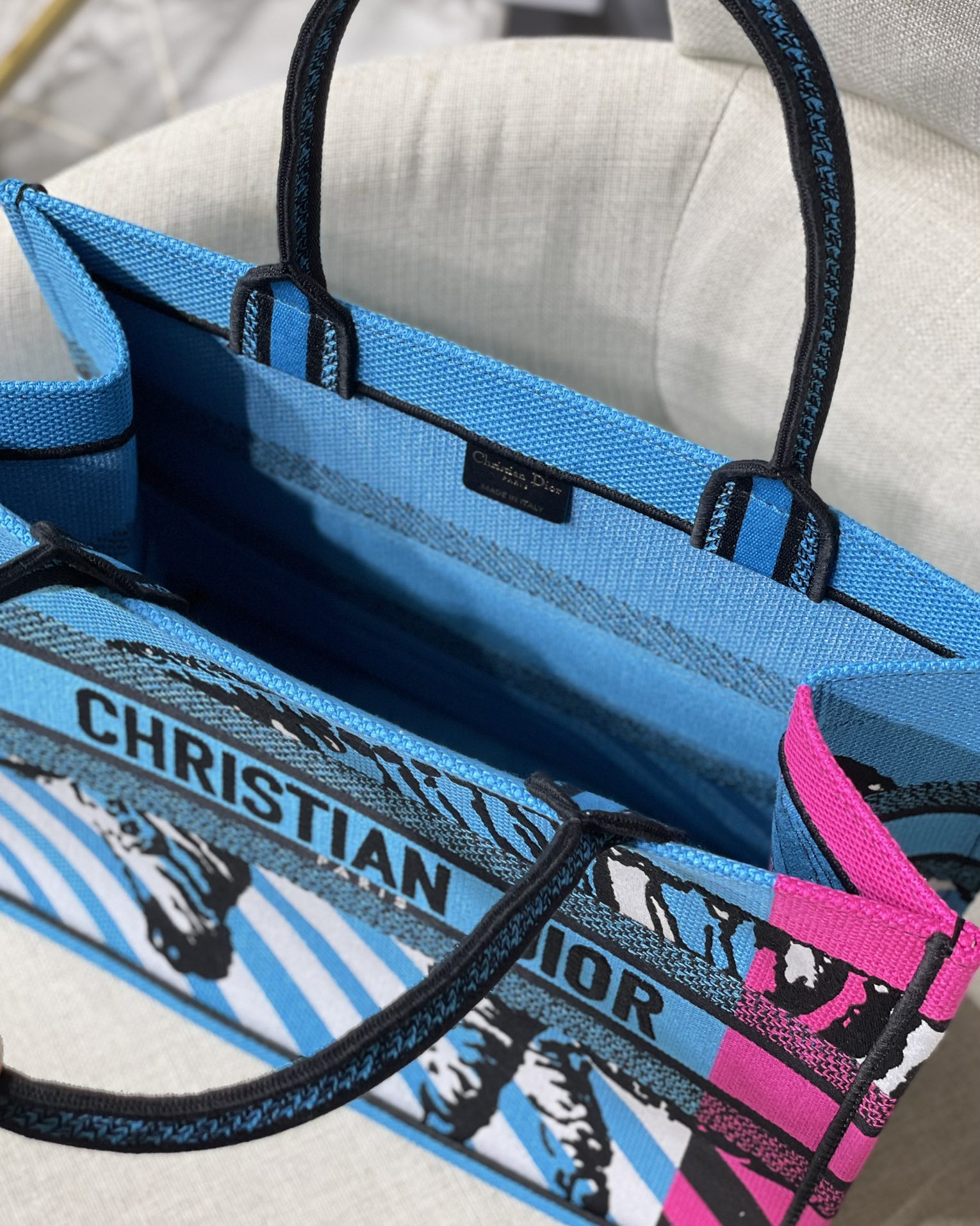 D*or small book tote-36.5cm