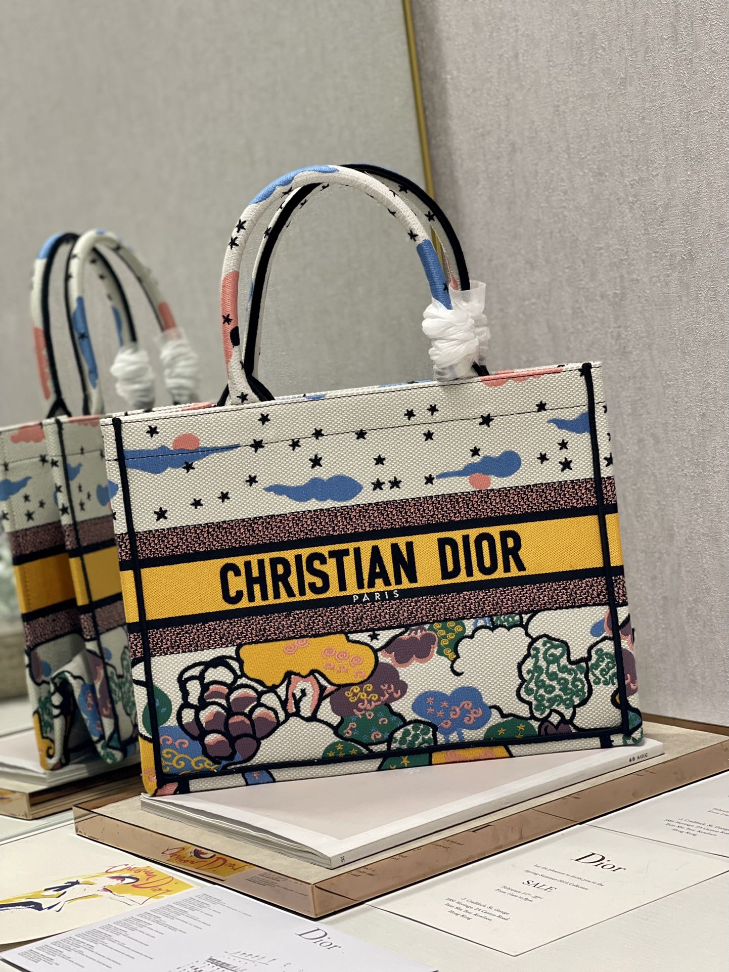 D*or small book tote-36.5cm
