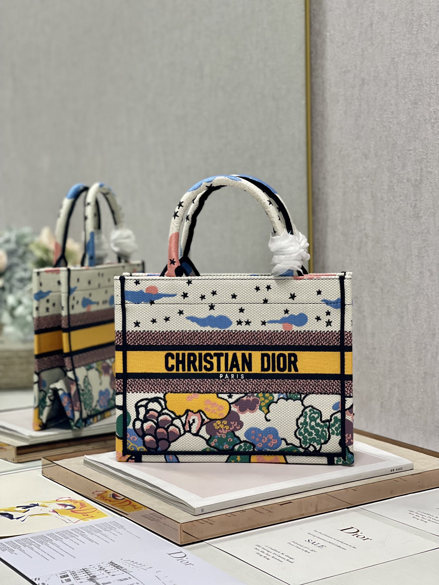 D*or small book tote-26*8*22cm