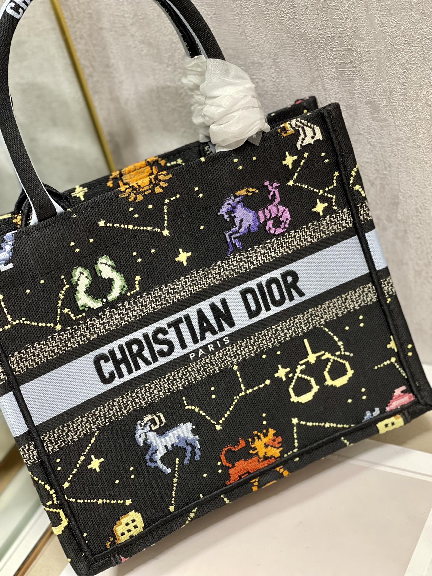 D*or small book tote-26*8*22cm