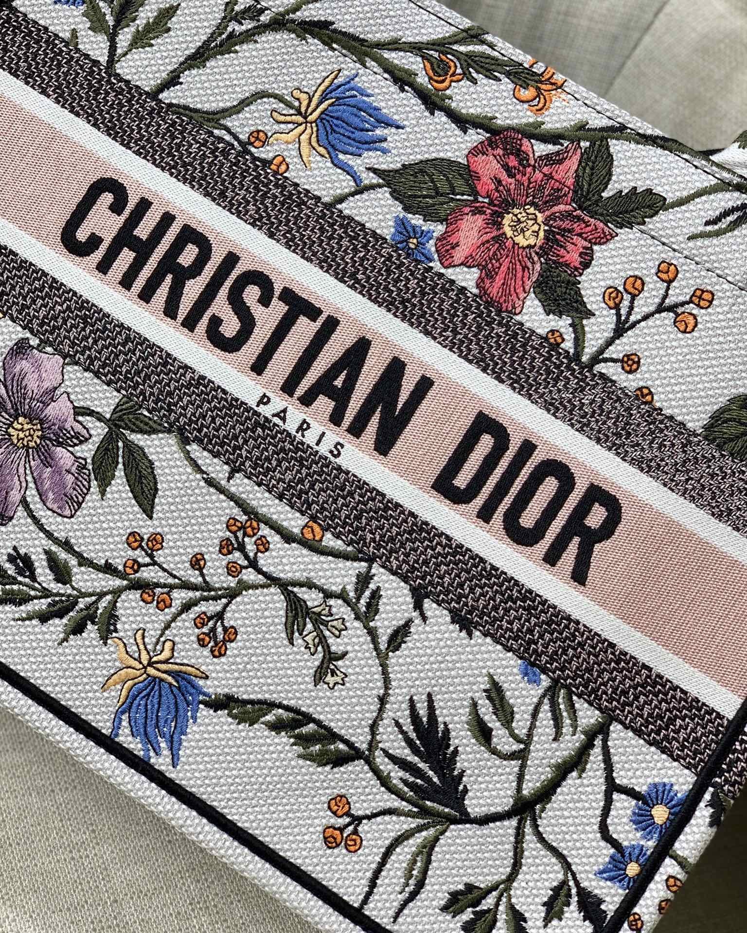 D*or small book tote-36.5cm