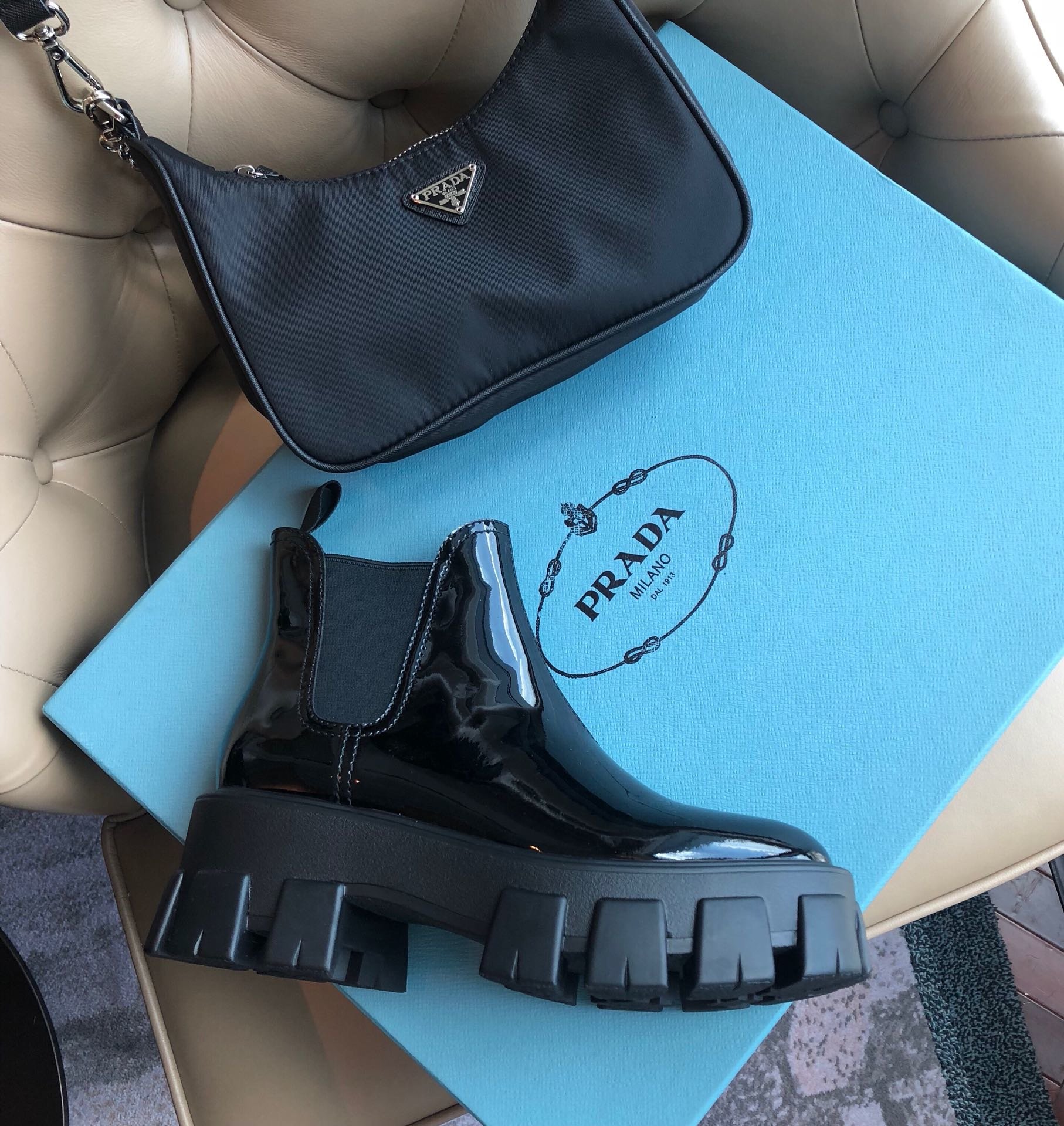 Pra*a 2020ss boots