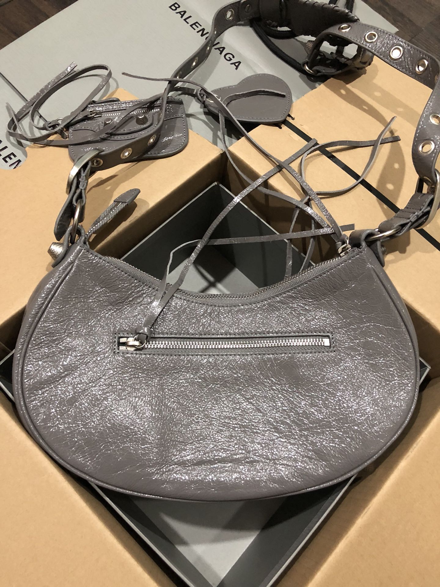 Balenciag Le Cagole Handbags-33*16*8CM