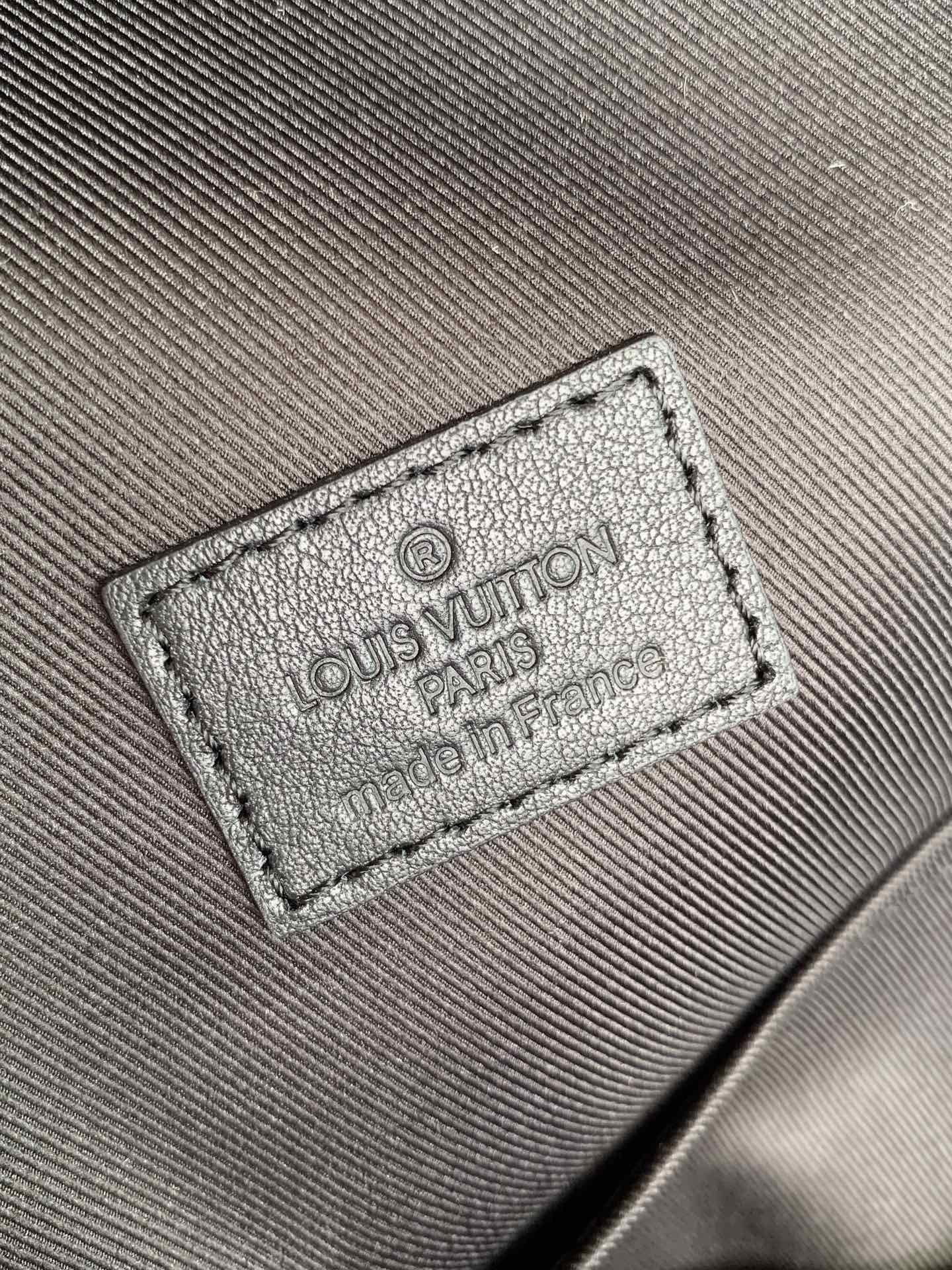 l0*is V*t0n josh backpack-32*40*13cm