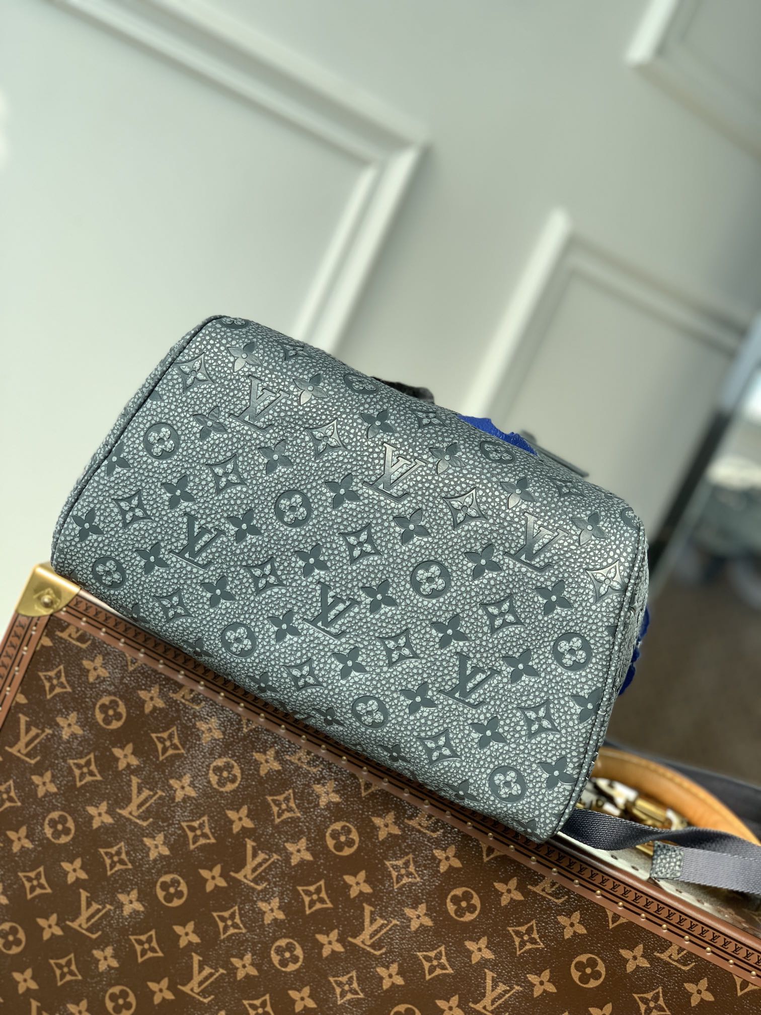 l0*is V*t0n ellipse backpack-31*44*17cm
