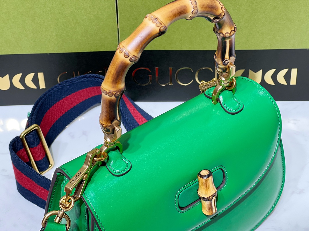 G*u*i bamboo handbag-211*15*7cm