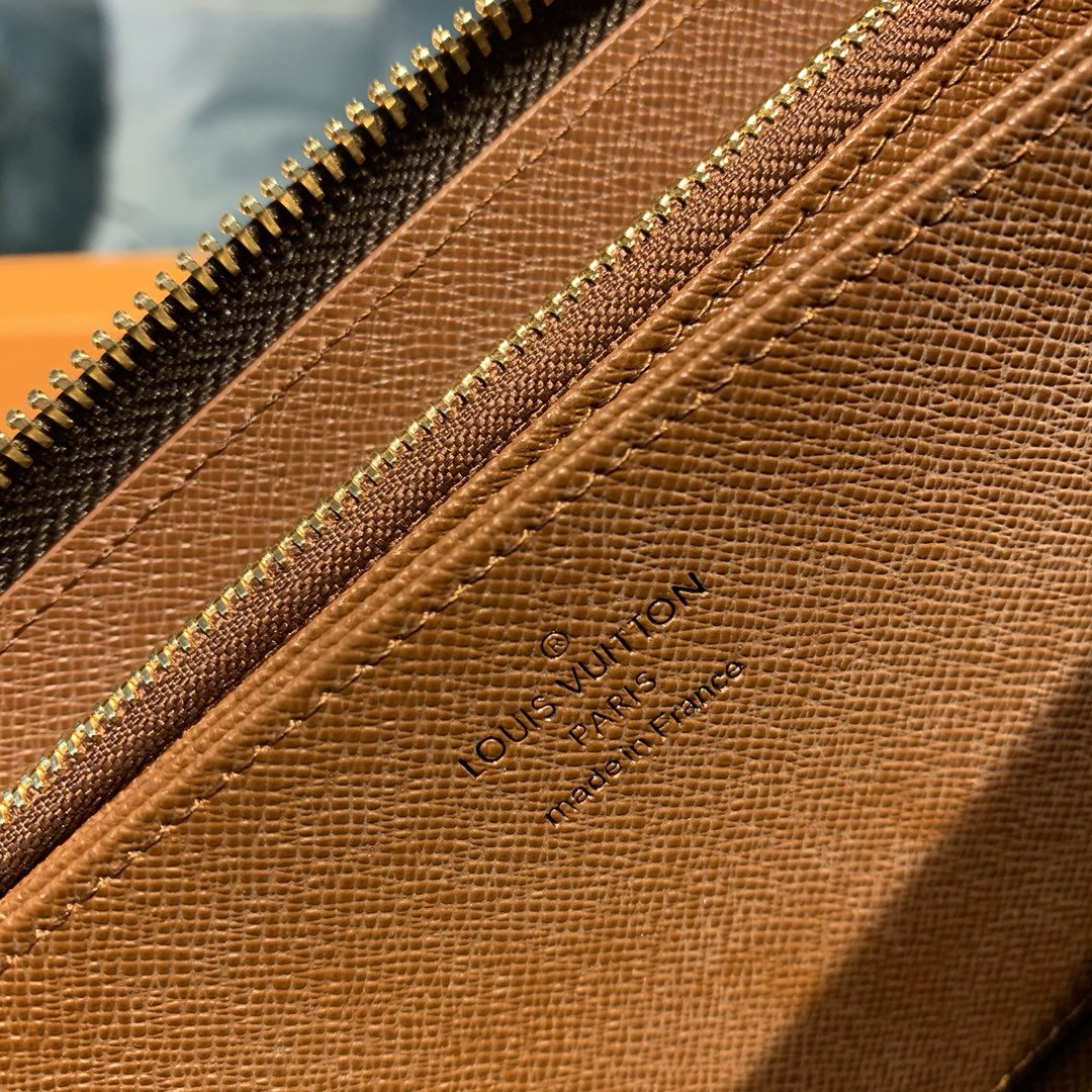 l0*is V*t0n zippy wallet n63503-19*10*2cm