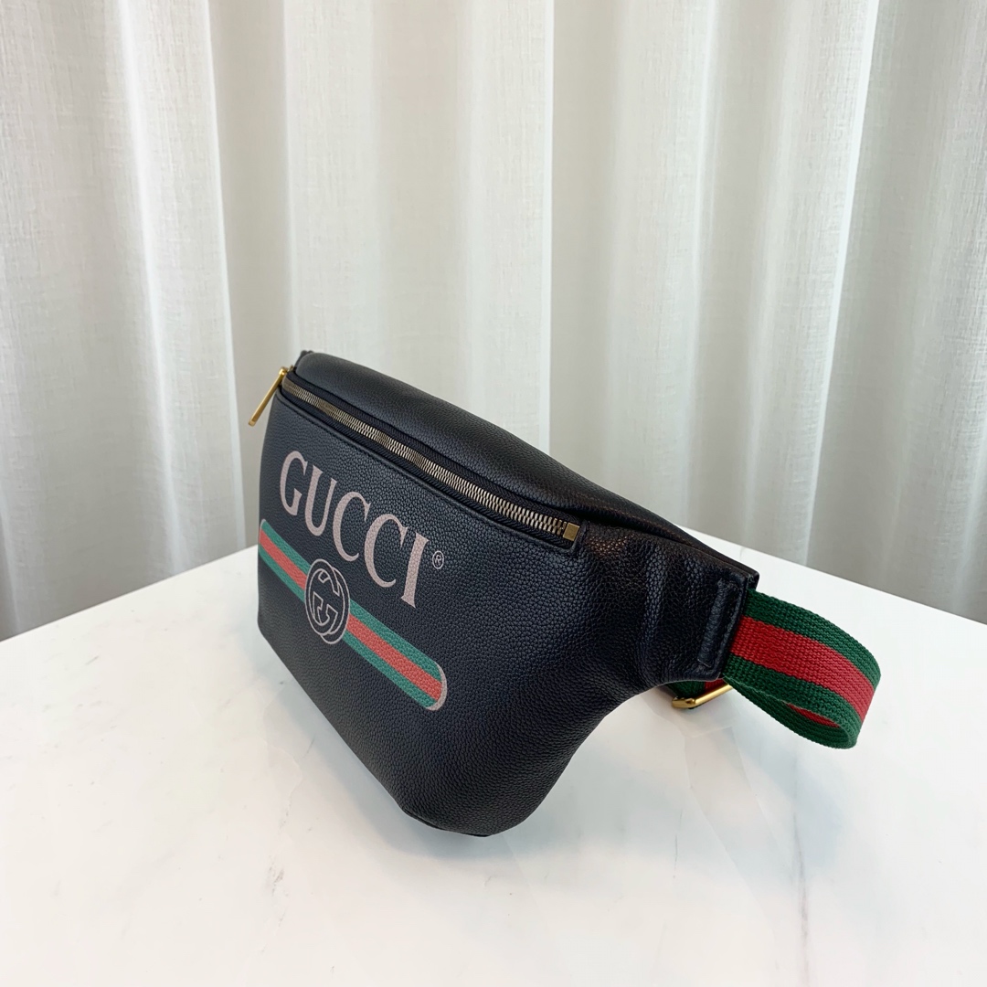 G*u*i waist bag-28×18×8cm