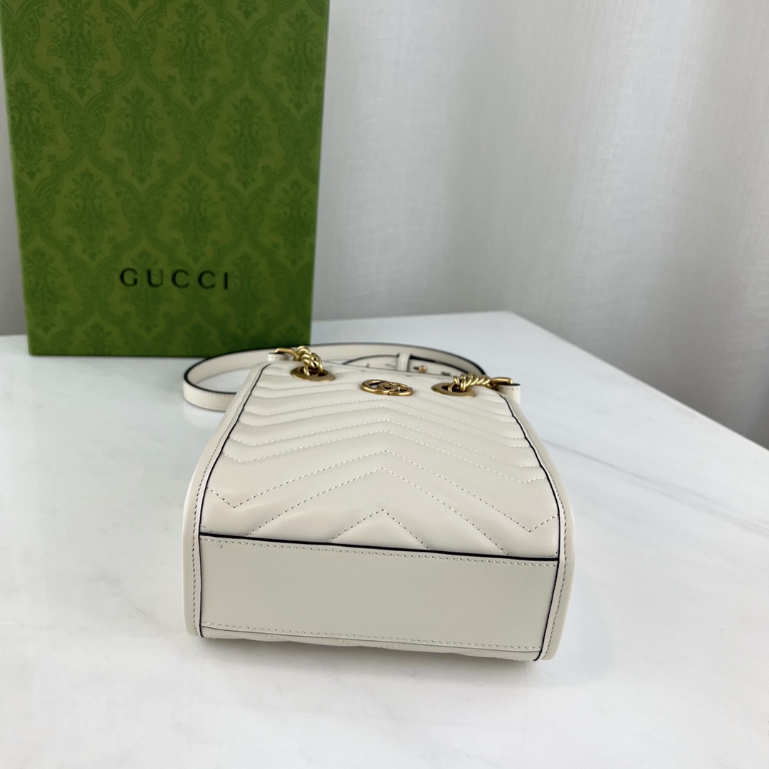 G*u*i marmont bag-16x19x7 cm
