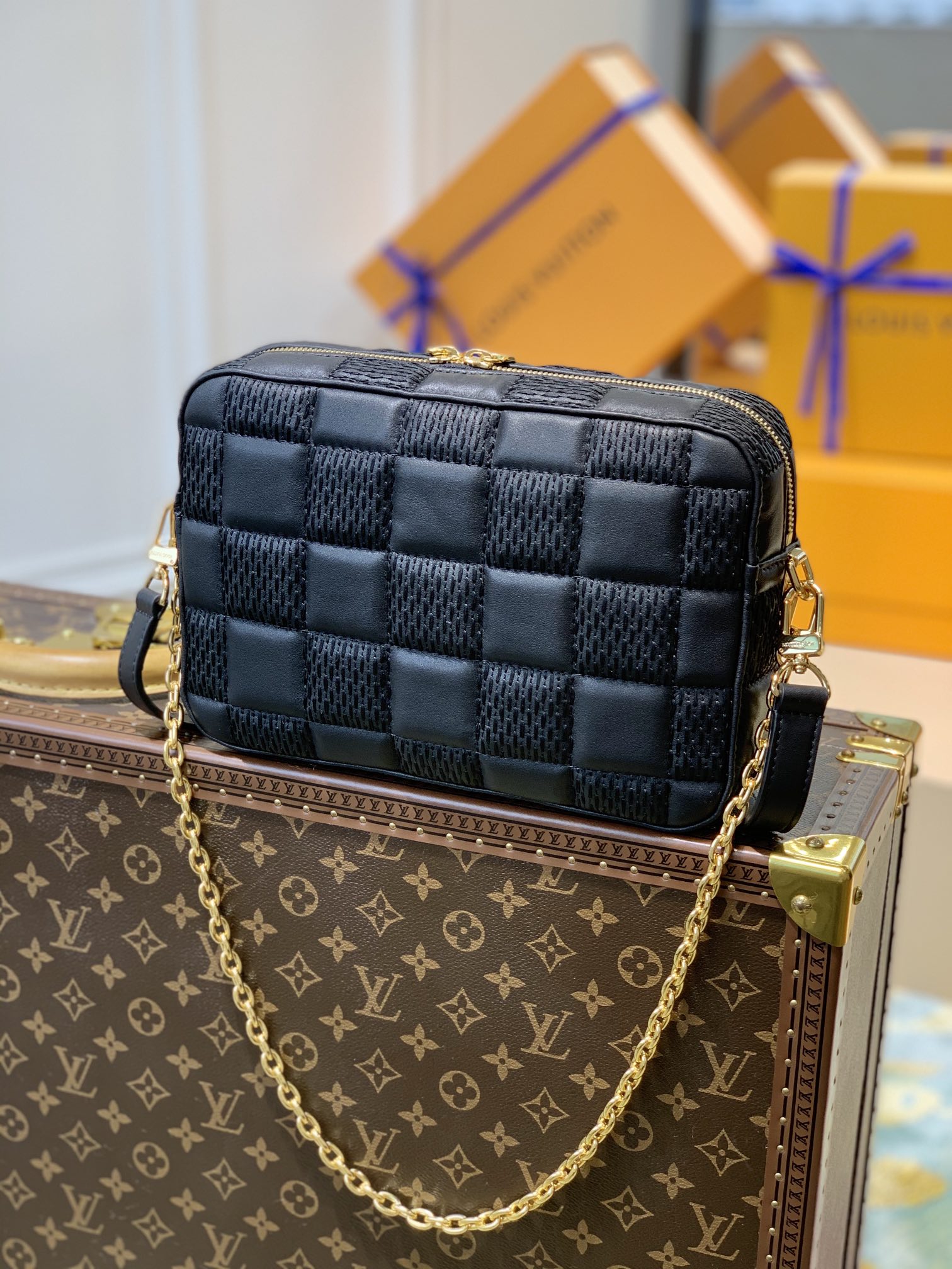 l0*is V*t0n trica bag-25.5*17*7 cm