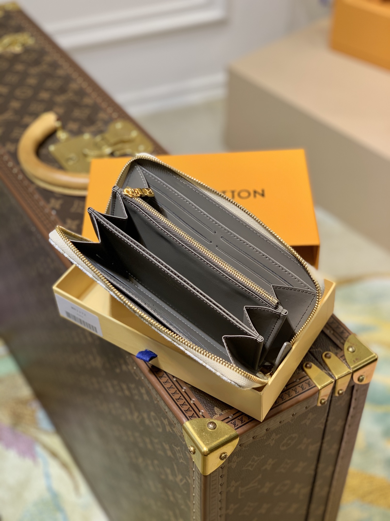 l0*is V*t0n zippy wallet m81172-20*10cm