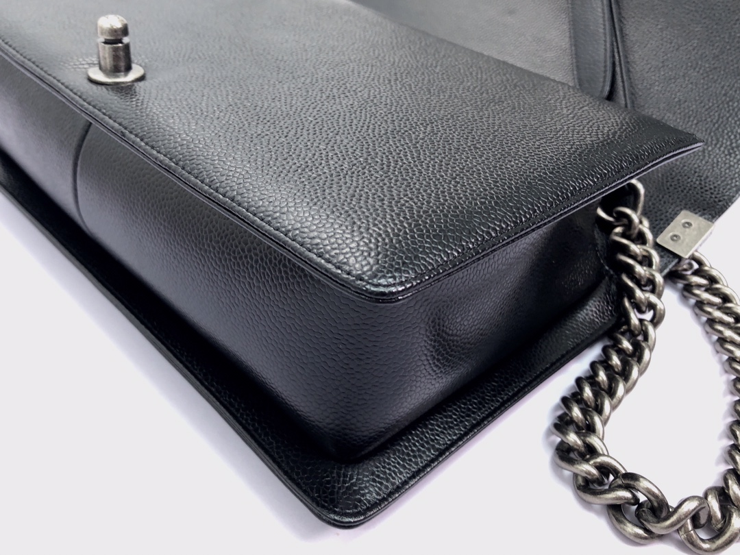 Ch@nel Boy Bag-Caviar-28CM