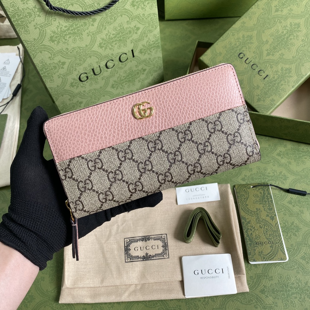 G*u*i wallet-19*10*2cm
