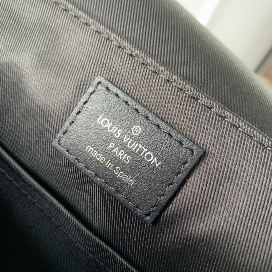 l0*is V*t0n district messenger bag-m46255-26*20*7cm