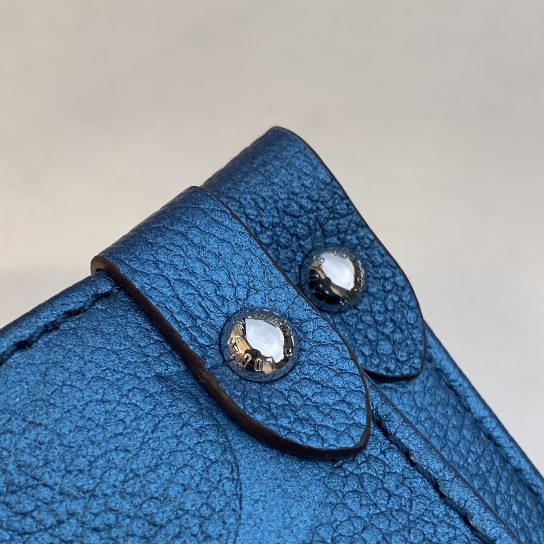 l0*is V*t0n onthego handbag-35*27*14cm