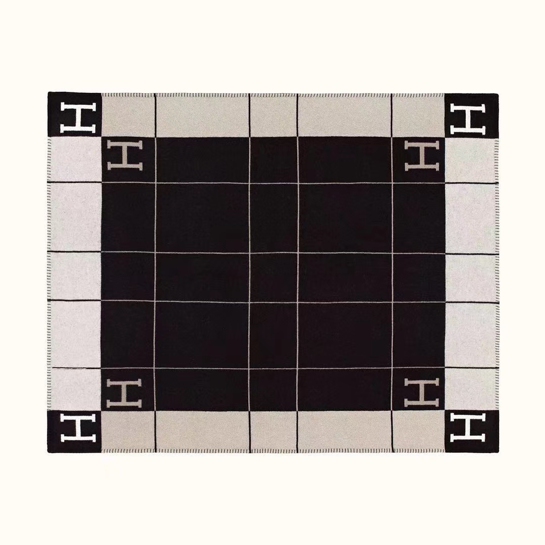 H**mes blankets-180*140cm