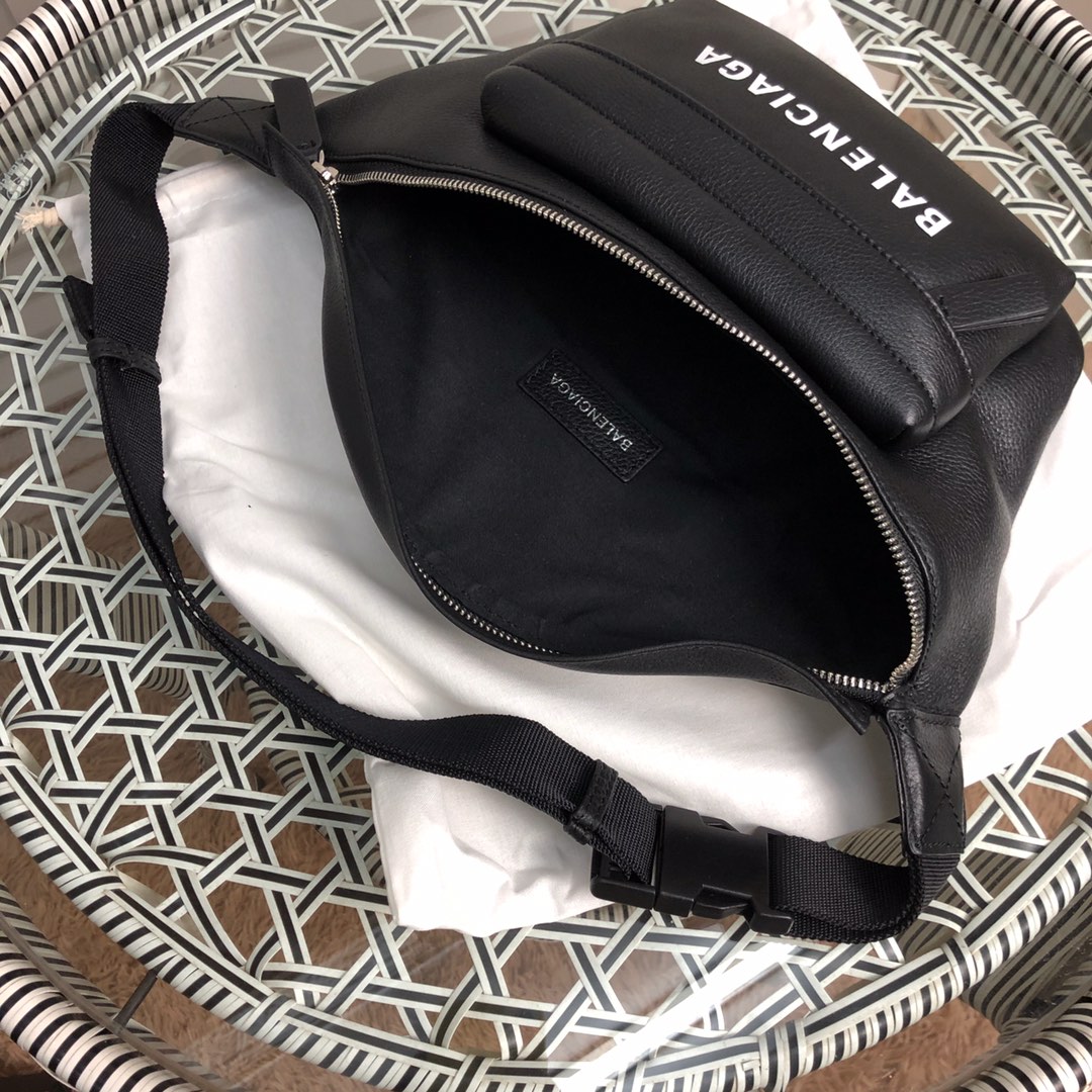 Ba*len*cia*ga crossbody bag-24*19*40cm