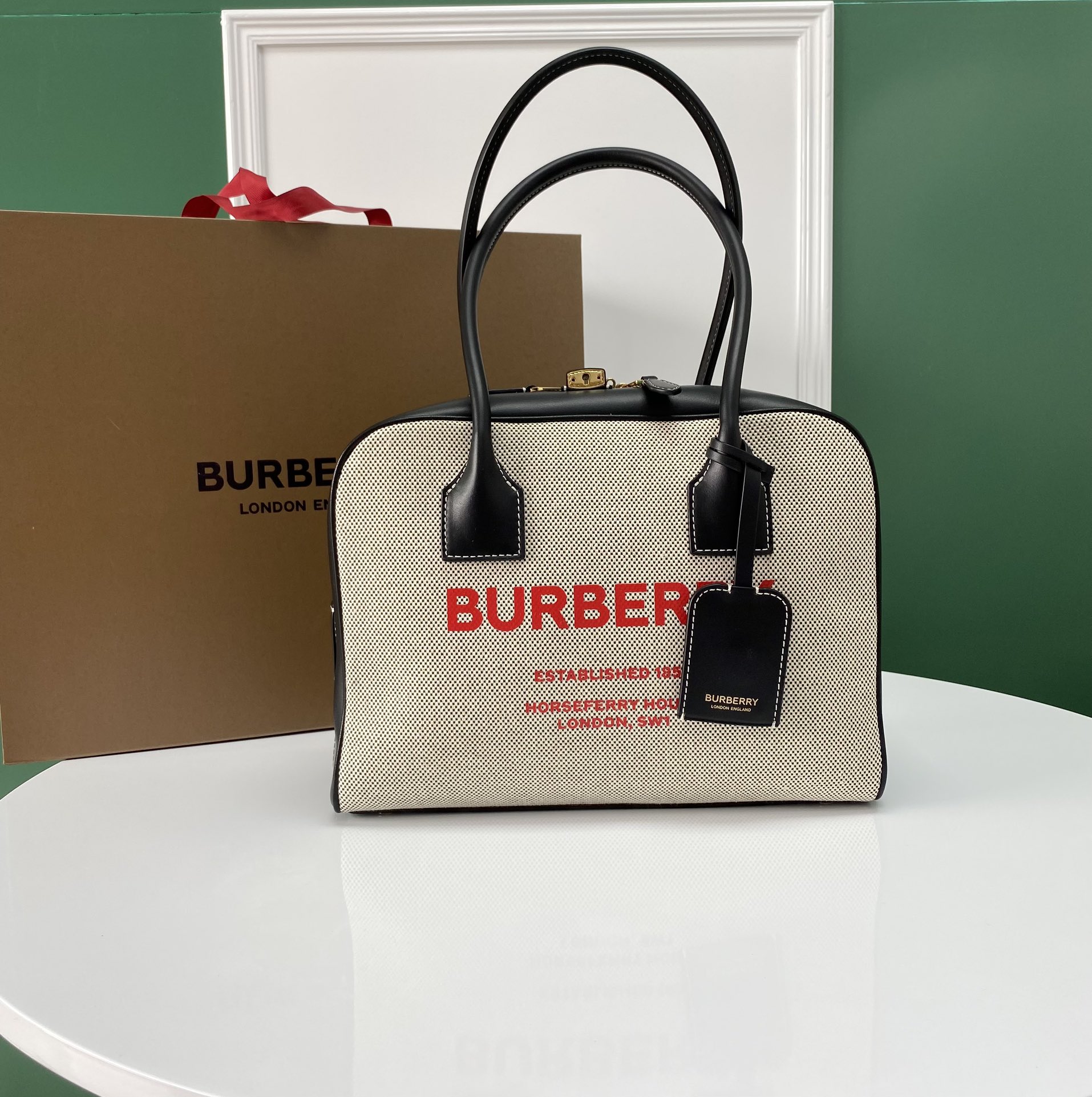 B**rry tote-30 x 11 x 22.5cm
