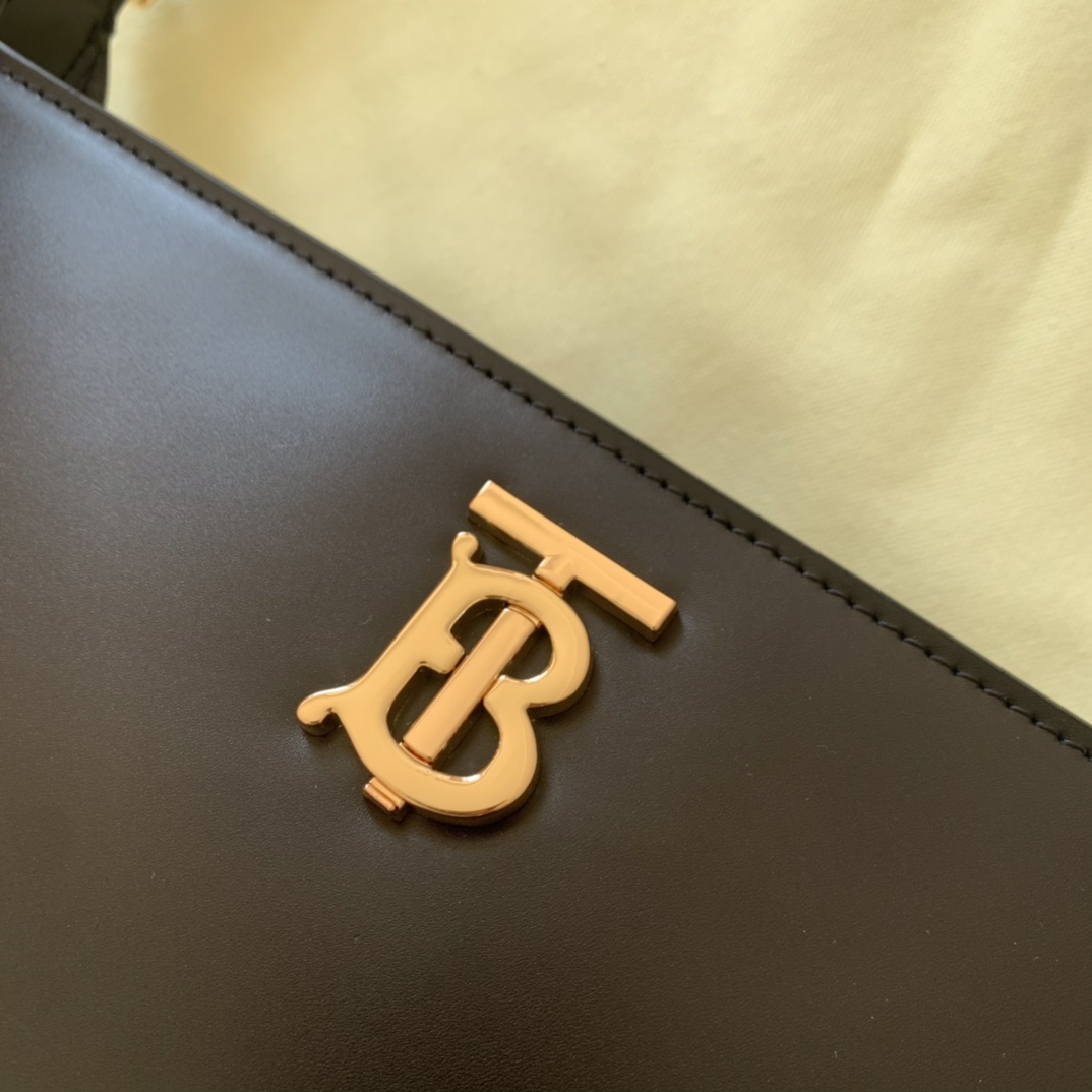 B**rry armpit bag-28x14x5cm