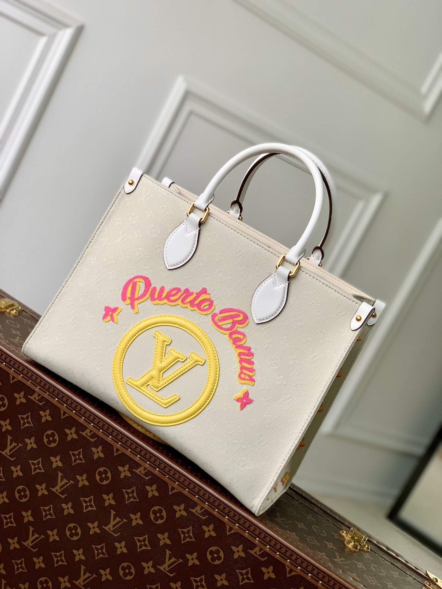l0*is V*t0n onthego handbag-35*27*14cm