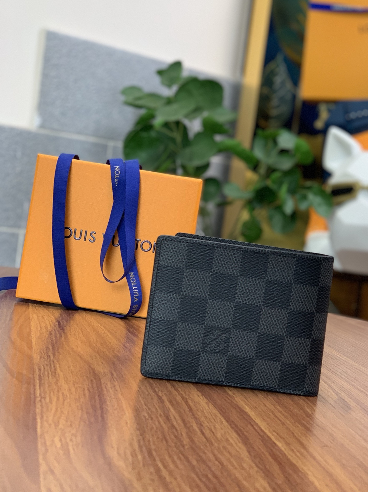 l0*is V*t0n slender wallet-m62294-11*9*2cm
