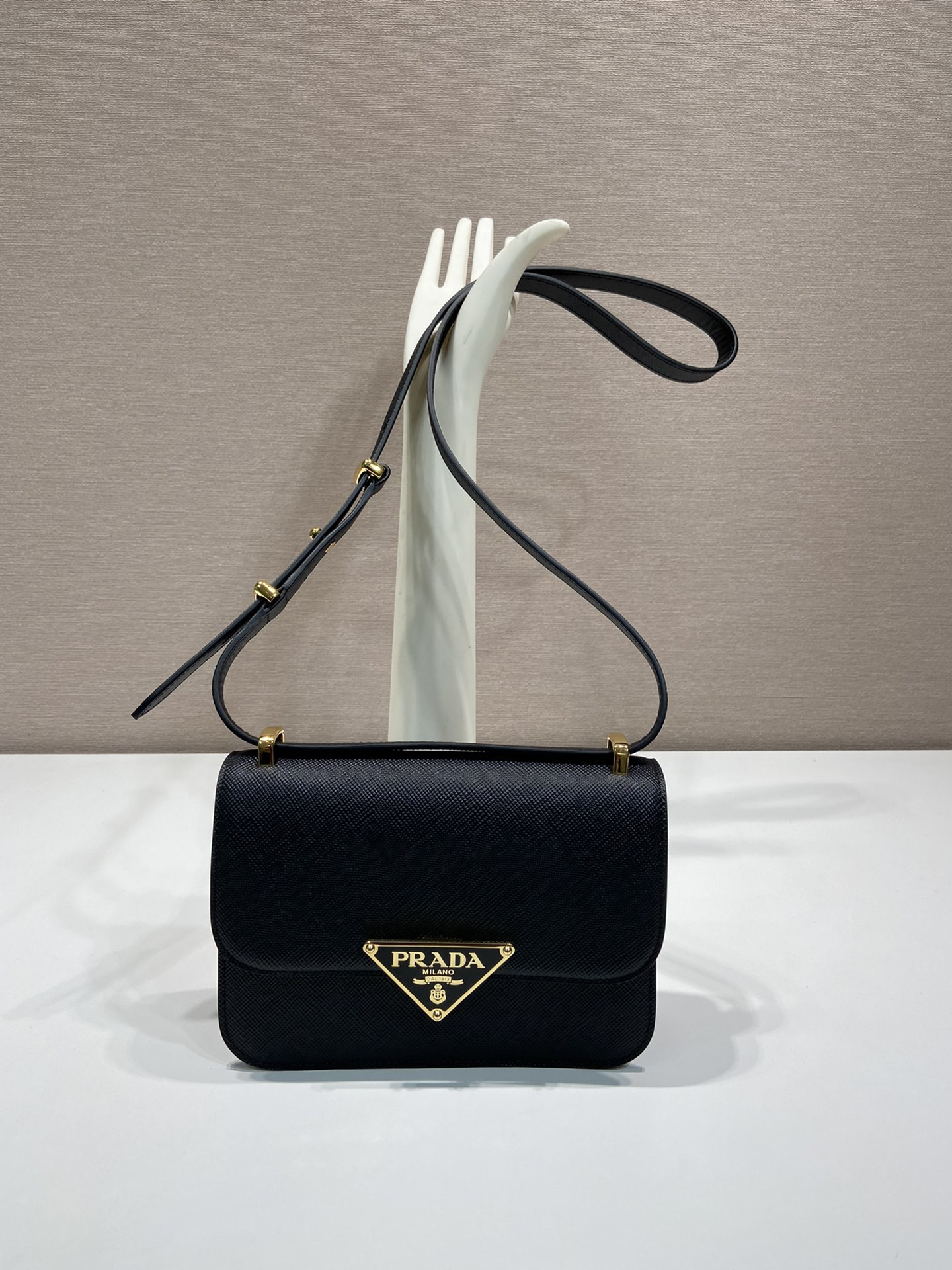 Pra*a 1bd320 bag-22*16*6cm