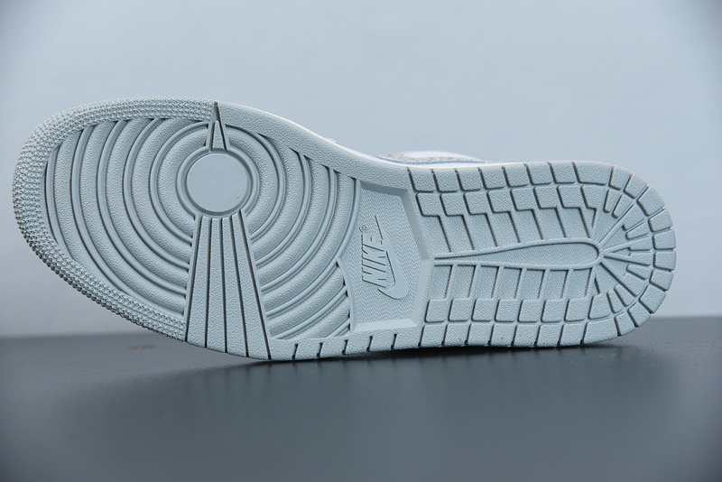 AIR JORDAN 1 LOW PRM WITH GREY ELEPHANT PRINT DH4269-100