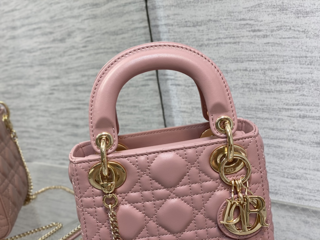 lady D*or mini-17*15*8cm