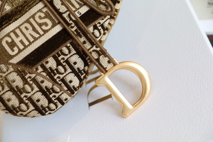 D*or saddle bag-25.5 x 20 x 6.5cm