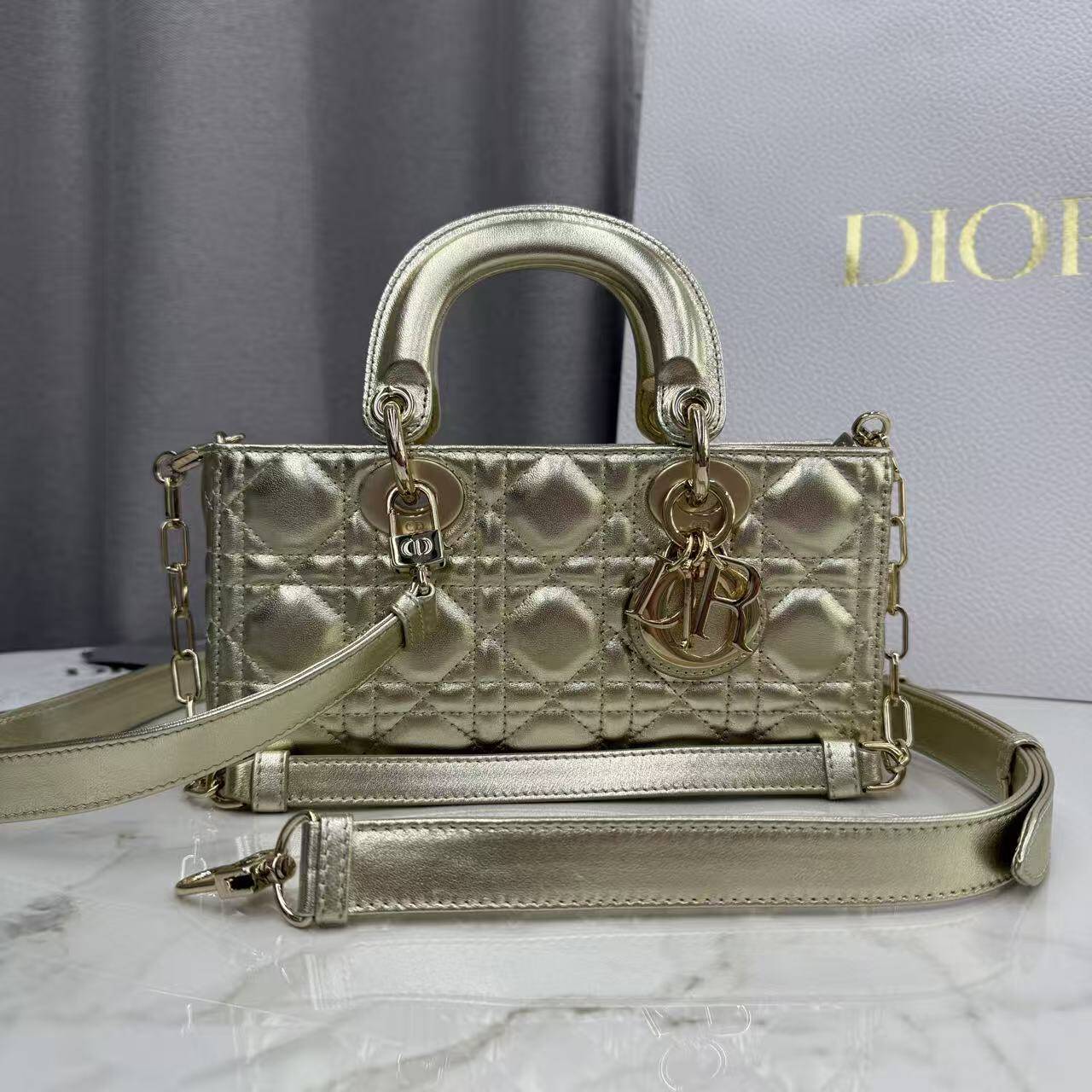 Diro D-Joy Bag-22.5*6*11.5CM