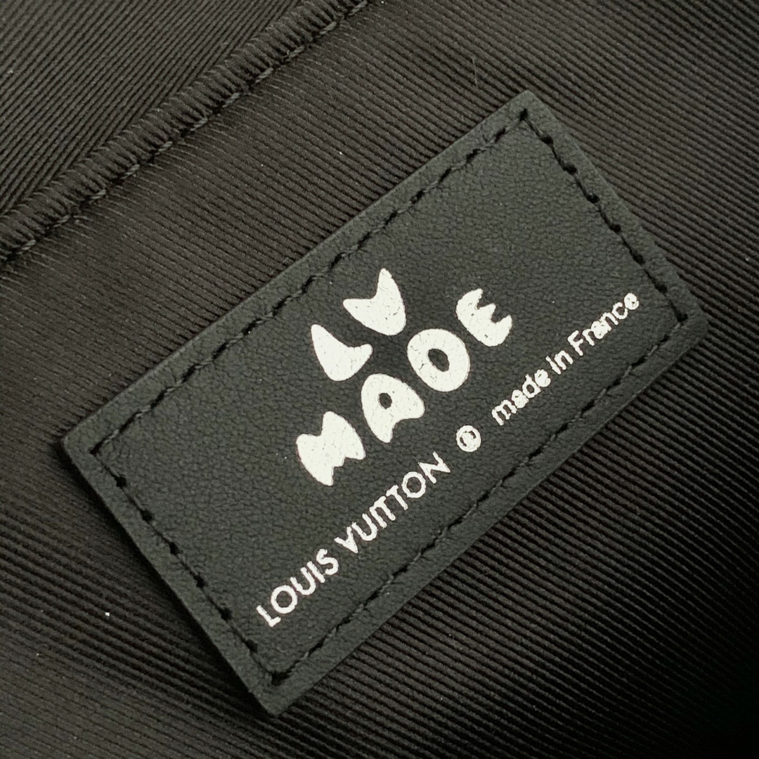 l0*is V*t0n besace tokyo -39*23*13cm