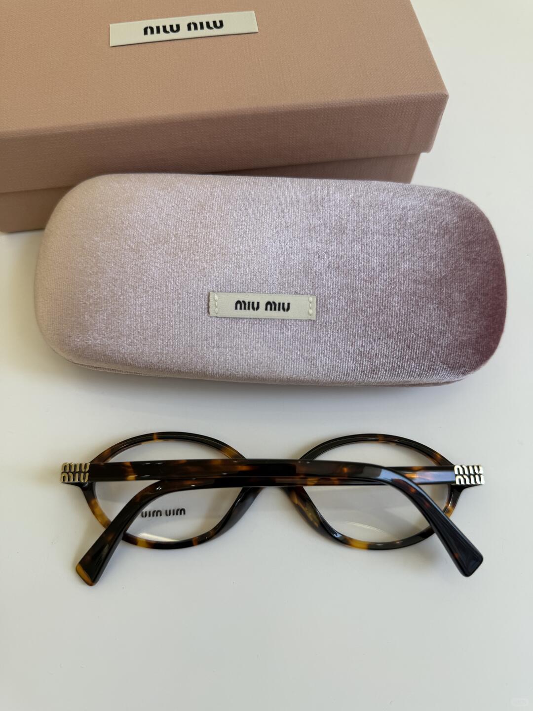 M1um1u Sunglasses