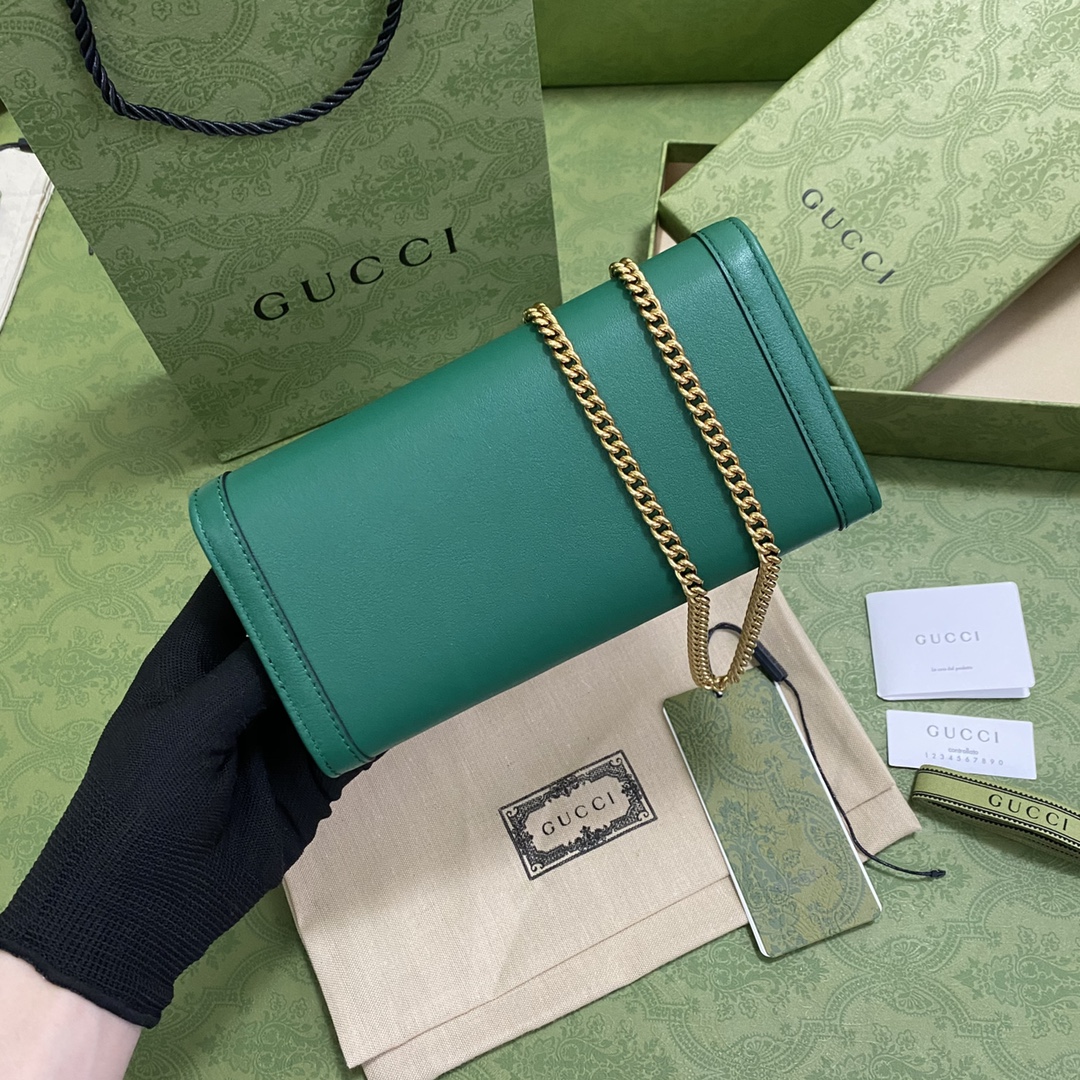 G*u*i chain bag-19*10*3.5cm