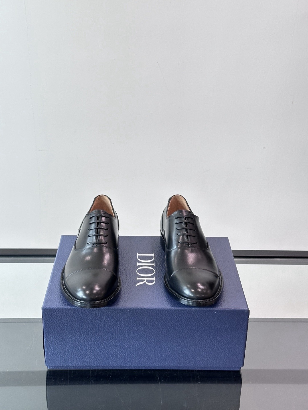 Di*r Timeless Oxford Shoe