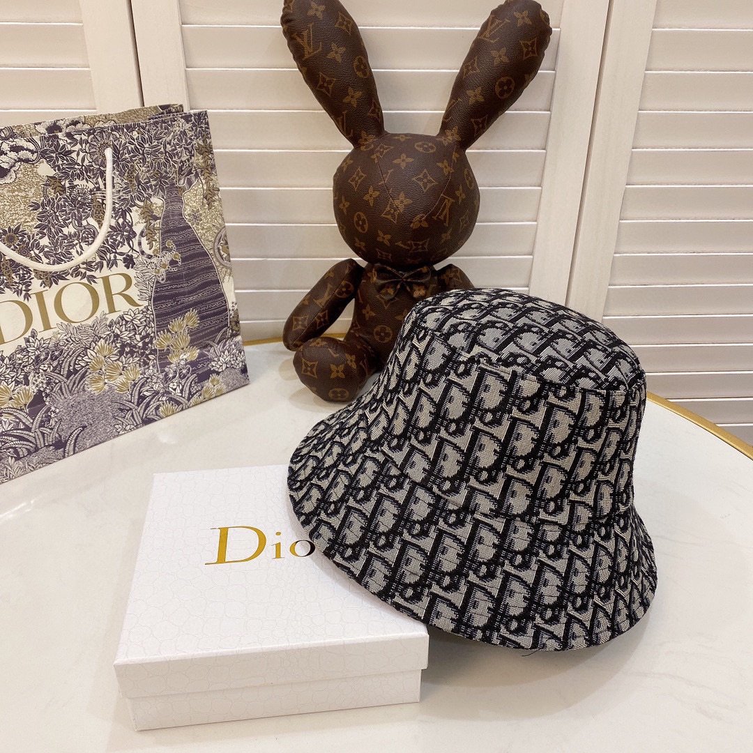 D*or hats