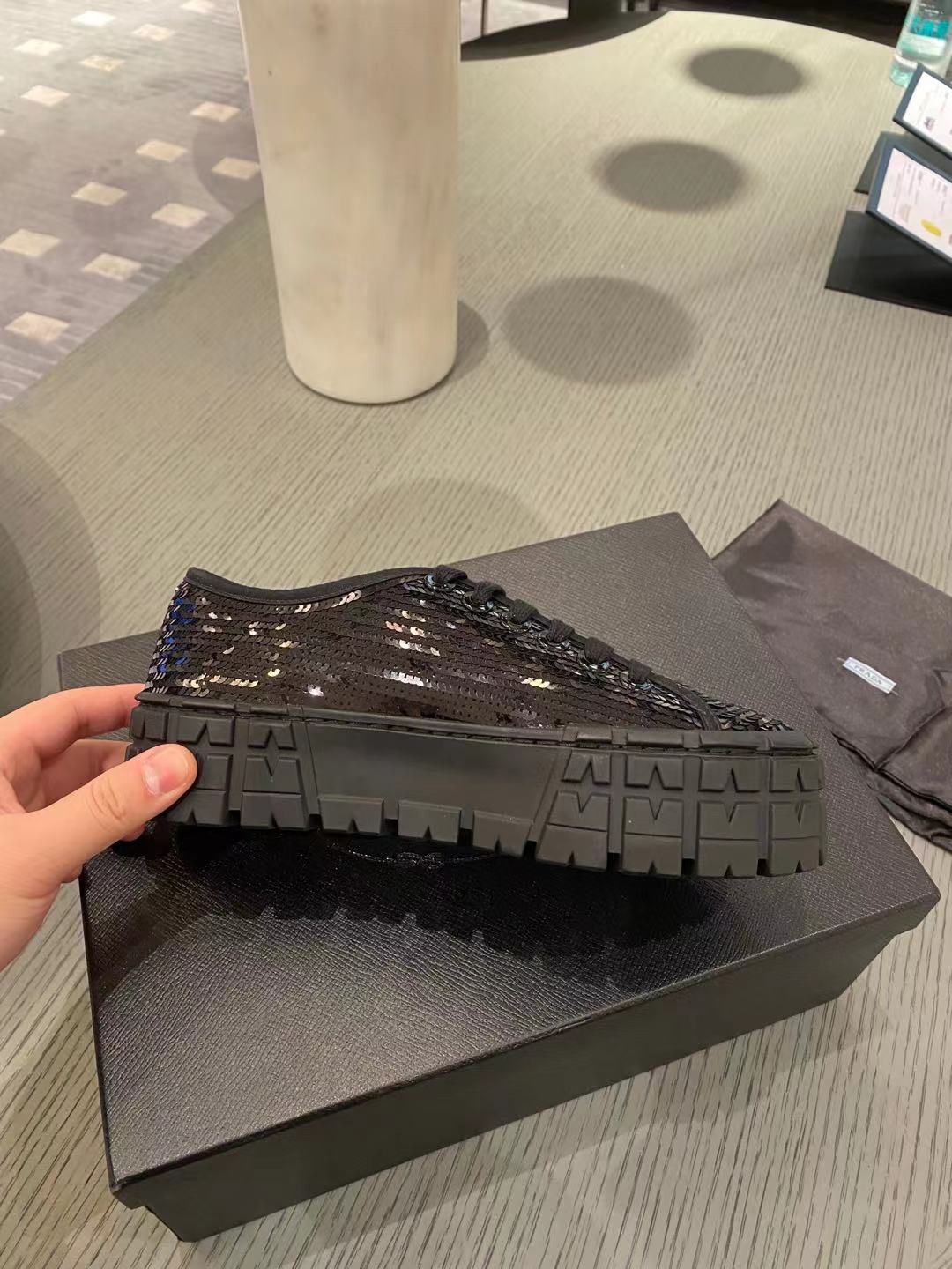 Pra*a boots 2022ss