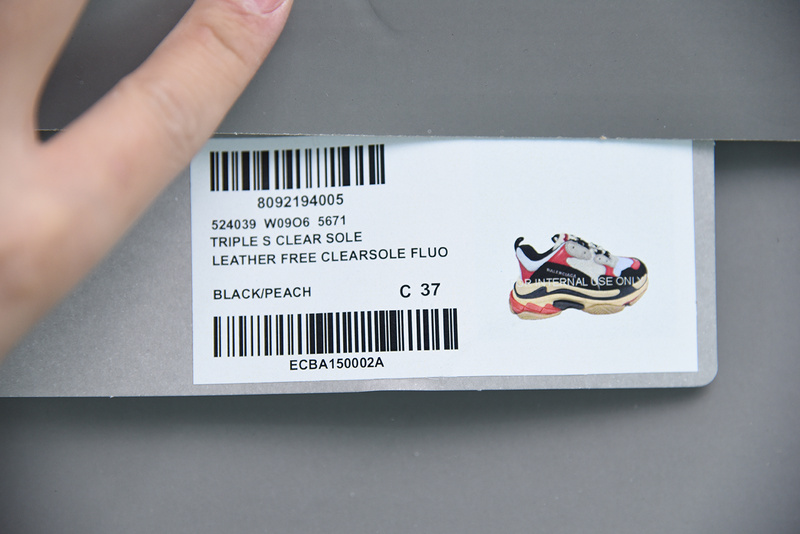 Ba*len*cia*ga triple s