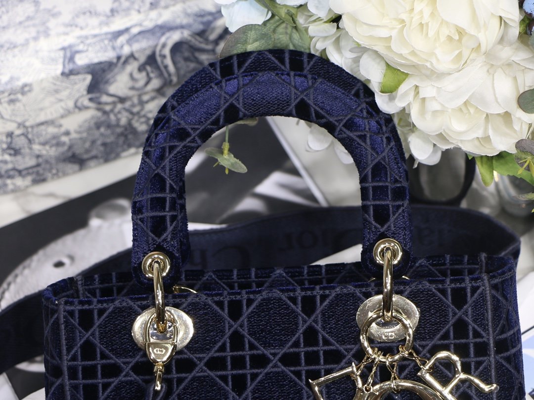 lady D*or handle bag-24cm