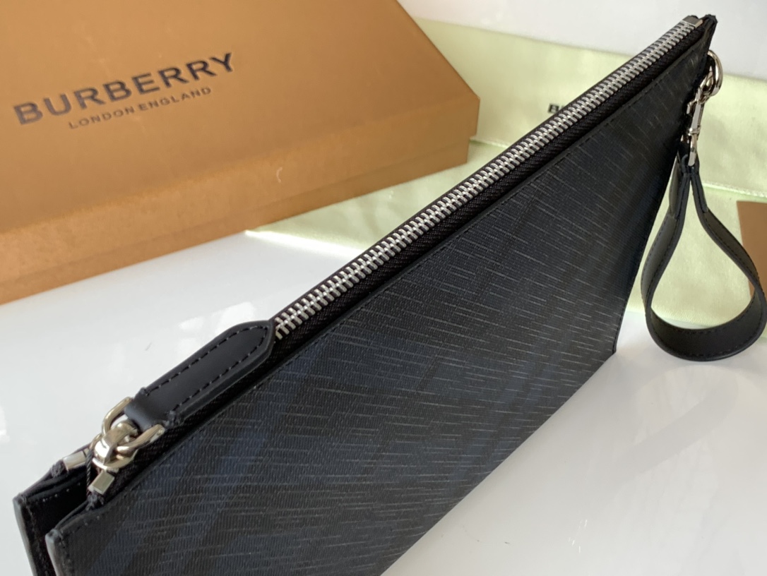 B**rry wallet-30 x 20 cm
