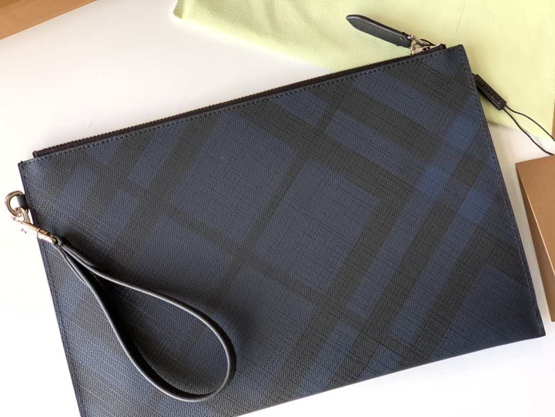 B**rry wallet-30 x 20 cm
