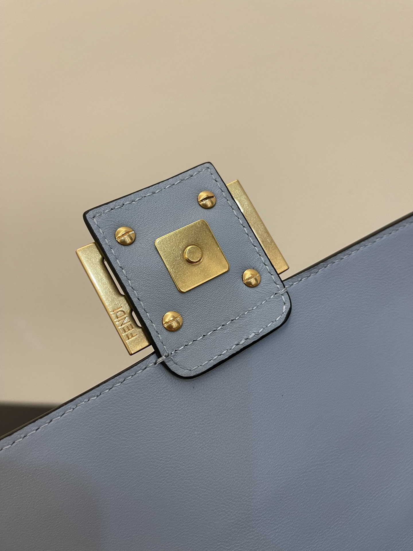 F**di baguette bag-24x14x7cm