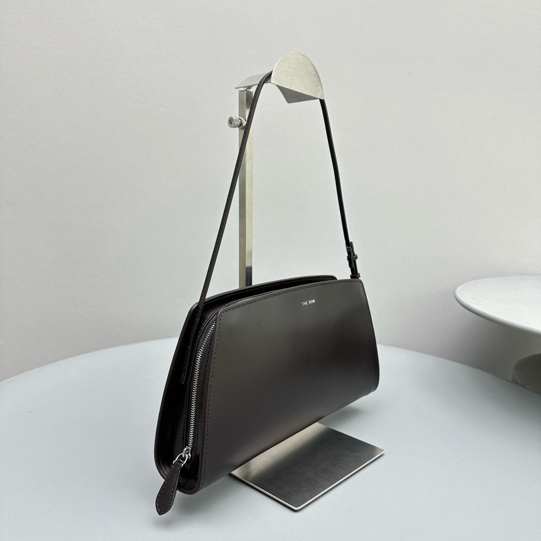 The R0w calfskin dalia baguette bag-27*24*5cm