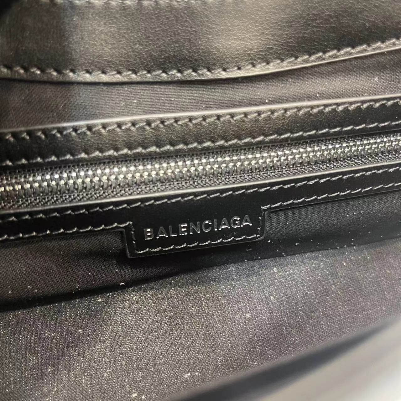 Ba*len*cia*ga lindsay bag-29x13x4.8cm