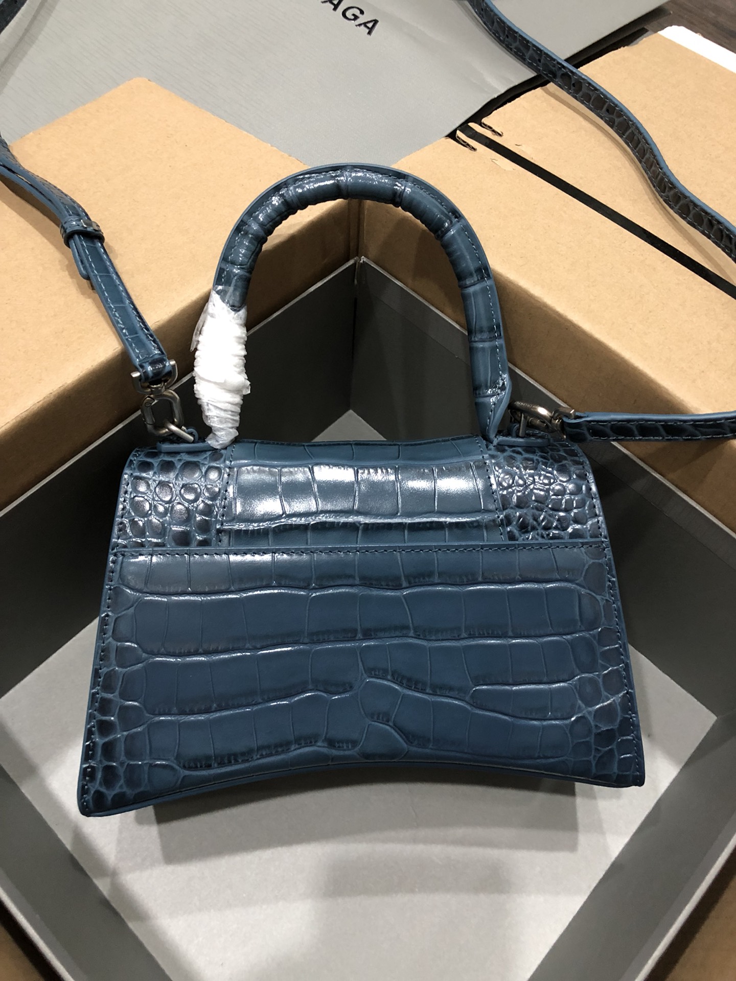 Ba*len*cia*ga hourglass bag-23x10x24cm