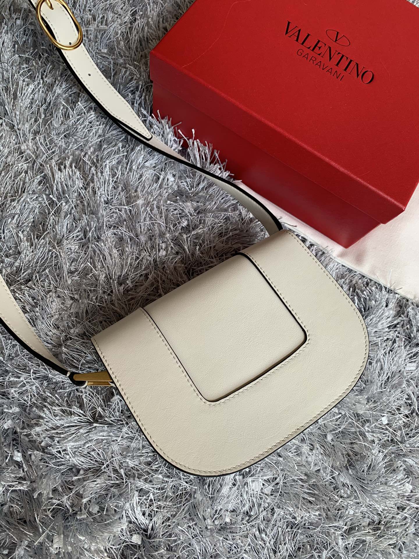 Va1e*ntin0 garavani s*pervee handbags-18*8*15cm
