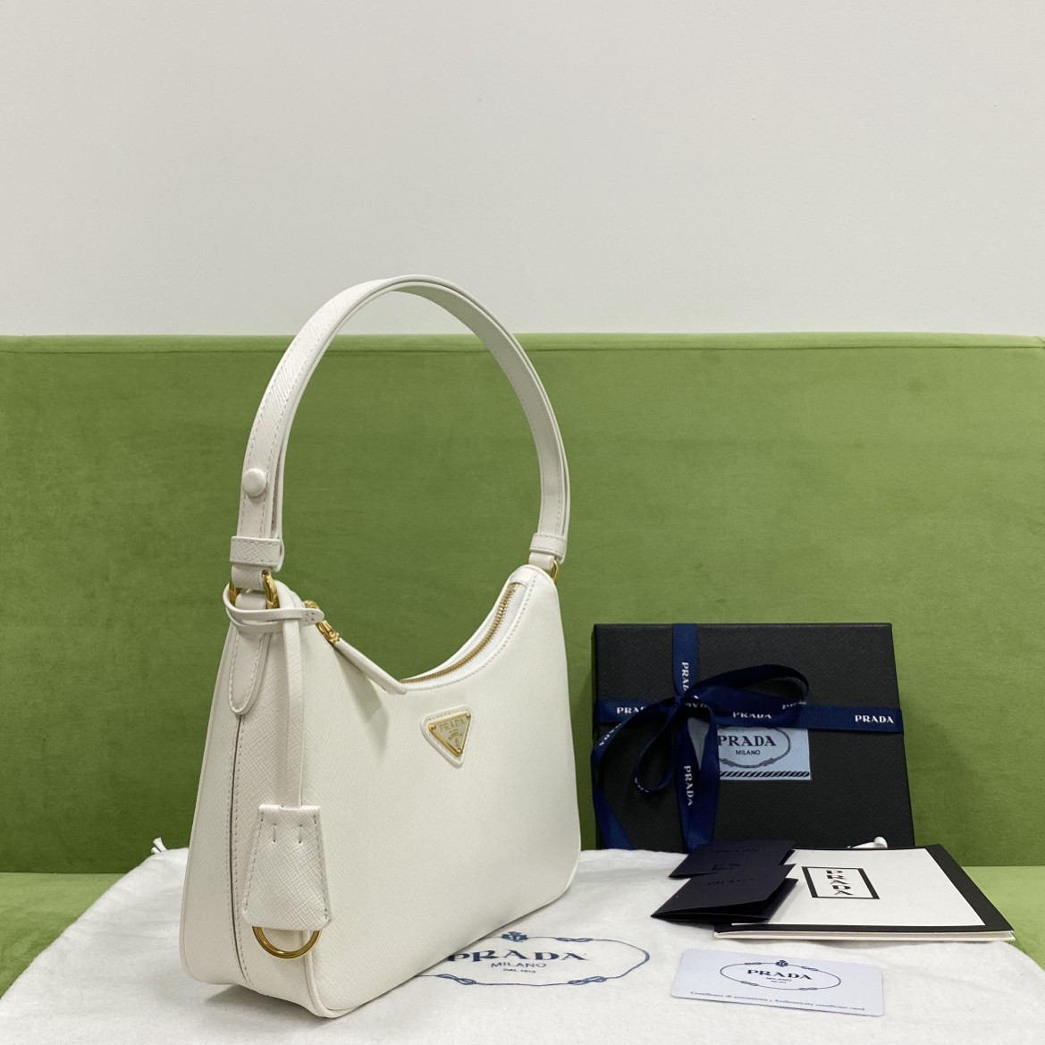Prad 1BC204 Hobo-22x6x17CM