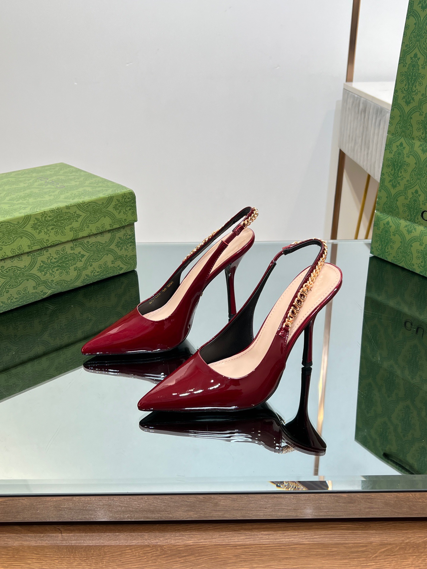 Gvc*1 heels-10.5cm